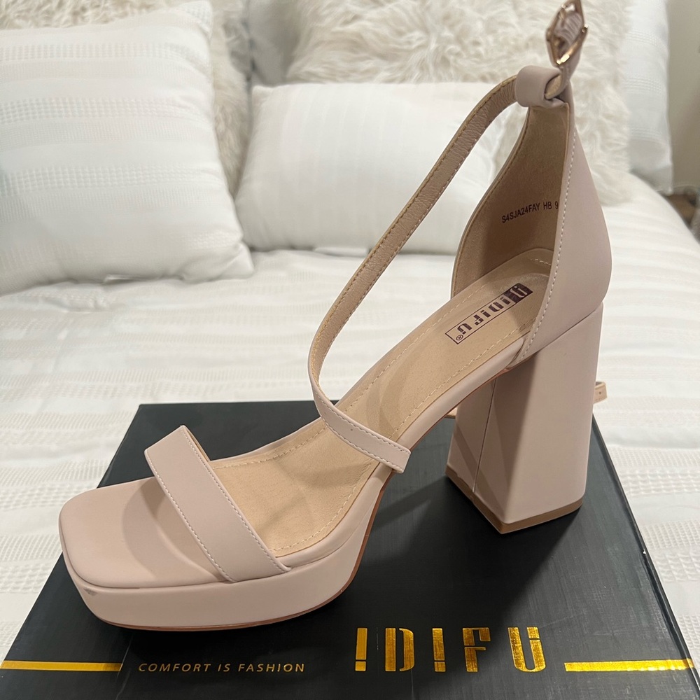IDIFU Women's Blush Block Heel Sandals